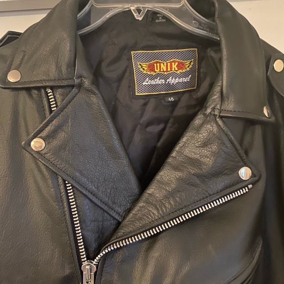 Unik Black Leather Jacket - Picture 5 of 6